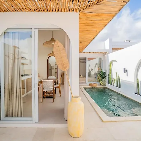 New! Luna Di Bali - 1Br Villa In Kerobokan
